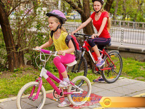 Bikes cyclist girl - 24 UHQ JPEG