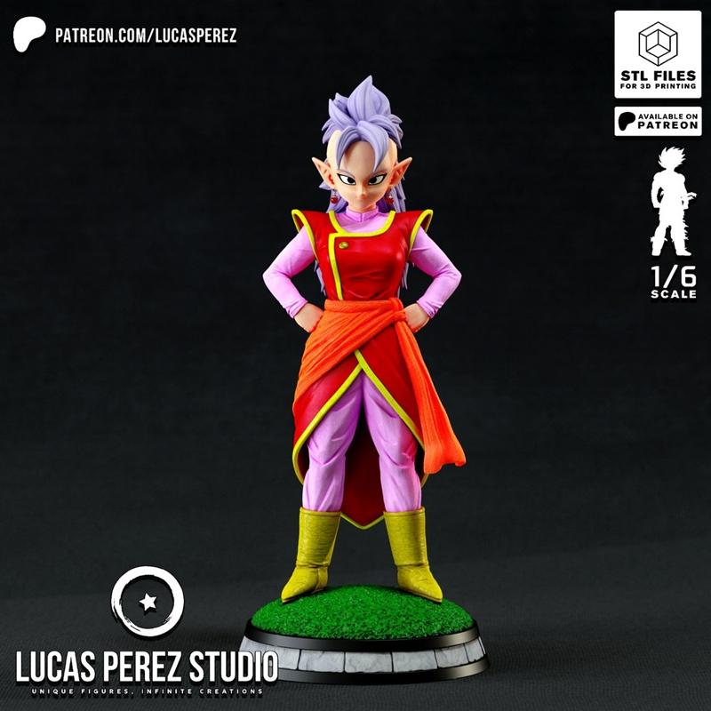 1/6 scale 3D model of Kaioshin del Oeste from Dragon Ball, standing on a grassy base. The figure wears a red tunic ov...