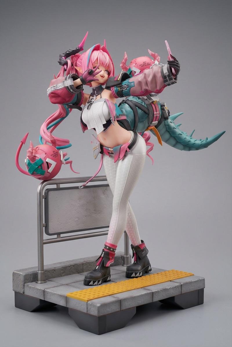 Yvonne from Arknights 3D model figure, pink hair, dragon tail, holding phone, wearing crop top and patterned leggings...