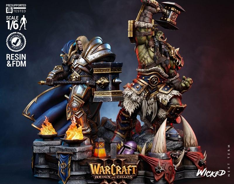 1/6 scale Warcraft diorama featuring Arthas Menethil in blue and silver armor with a hammer, facing off against Thral...